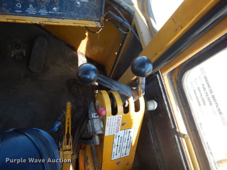 image for item GW9810 Clark 75B CU  wheel loader