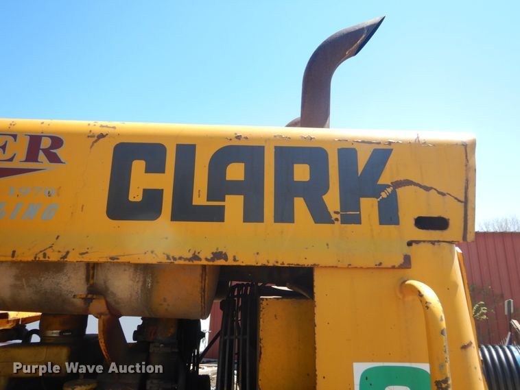 image for item GW9810 Clark 75B CU  wheel loader
