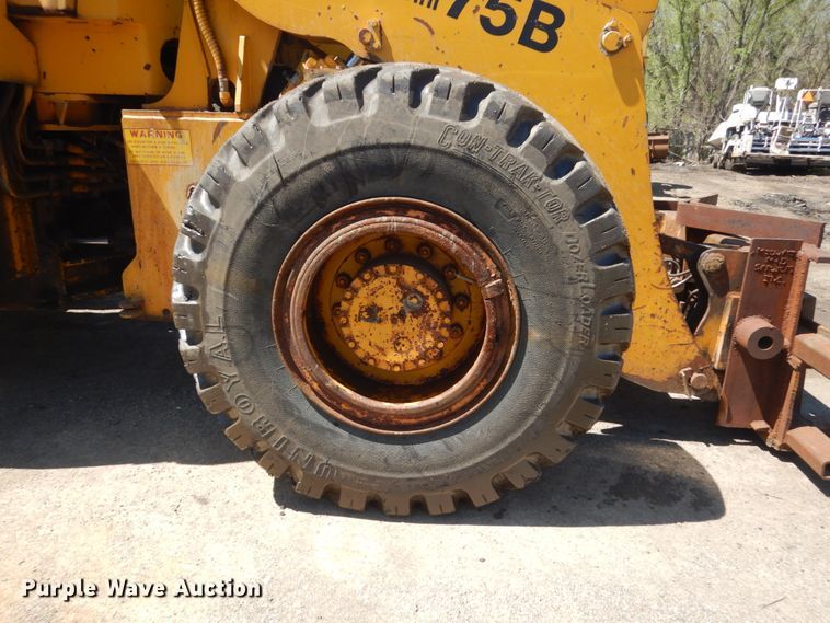 image for item GW9810 Clark 75B CU  wheel loader