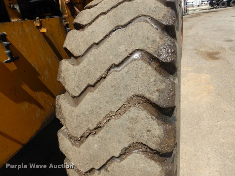 image for item GW9810 Clark 75B CU  wheel loader