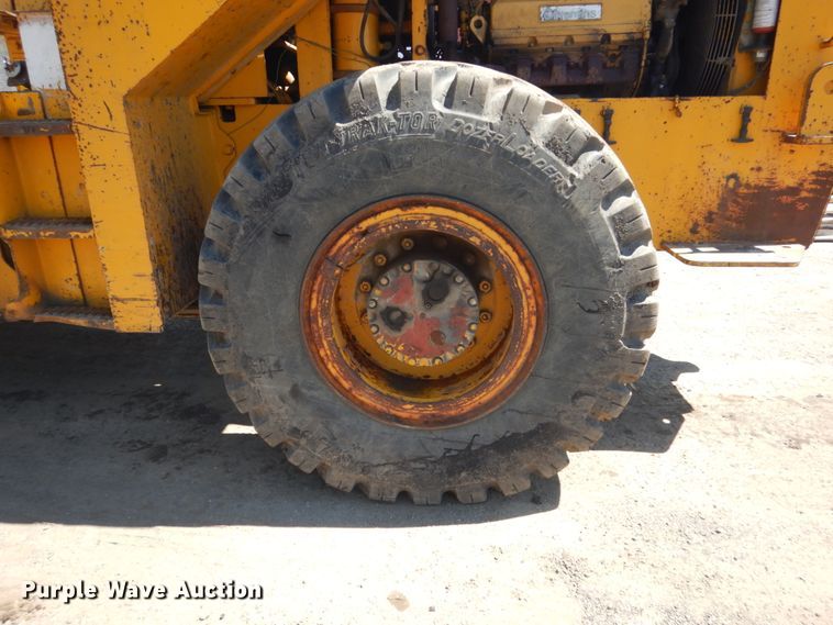 image for item GW9810 Clark 75B CU  wheel loader