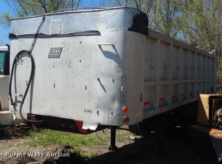 image for item GW9811 1975 Fast end dump trailer