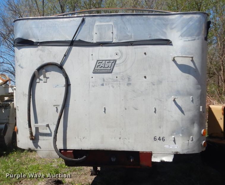 image for item GW9811 1975 Fast end dump trailer