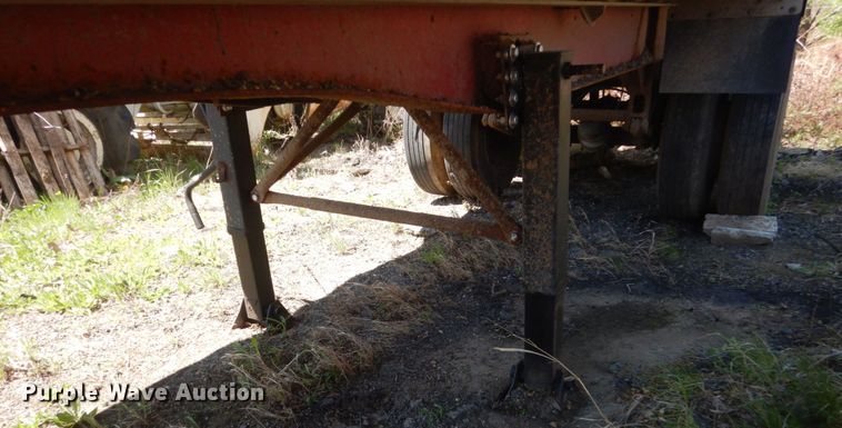 image for item GW9811 1975 Fast end dump trailer
