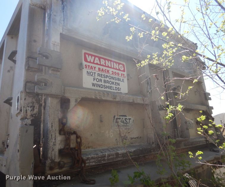 image for item GW9811 1975 Fast end dump trailer