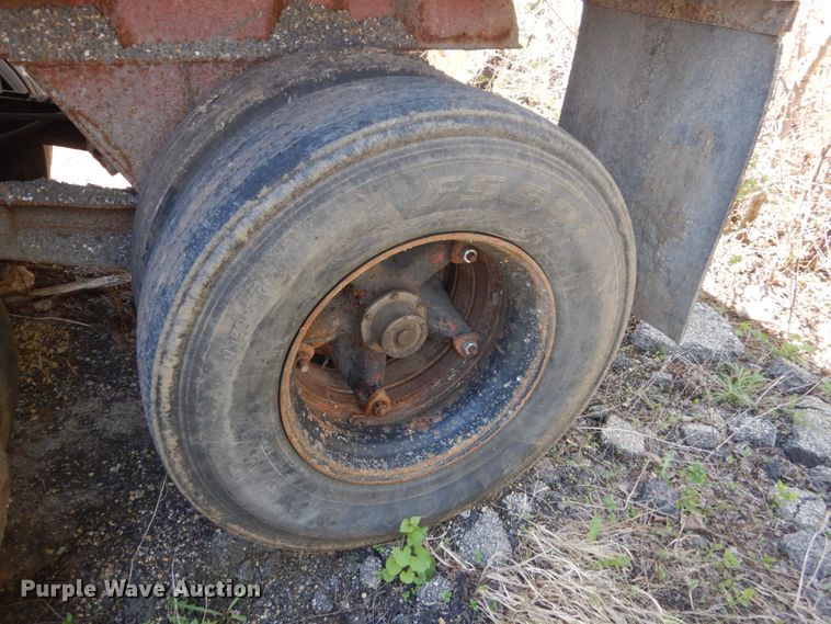 image for item GW9811 1975 Fast end dump trailer