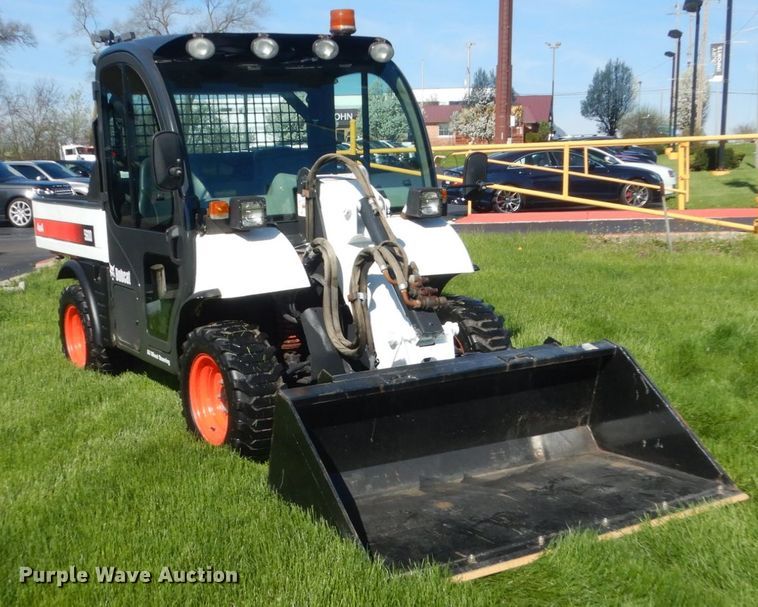 image for item GW9816 Bobcat 5600 utility vehicle