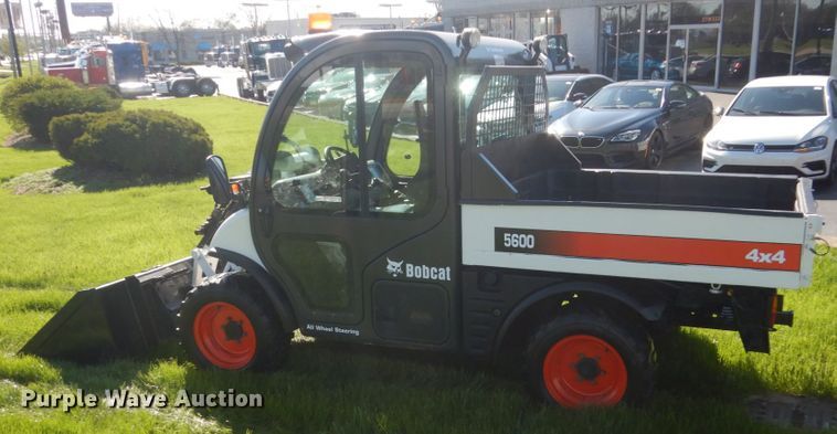 image for item GW9816 Bobcat 5600 utility vehicle