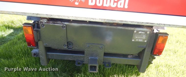 image for item GW9816 Bobcat 5600 utility vehicle