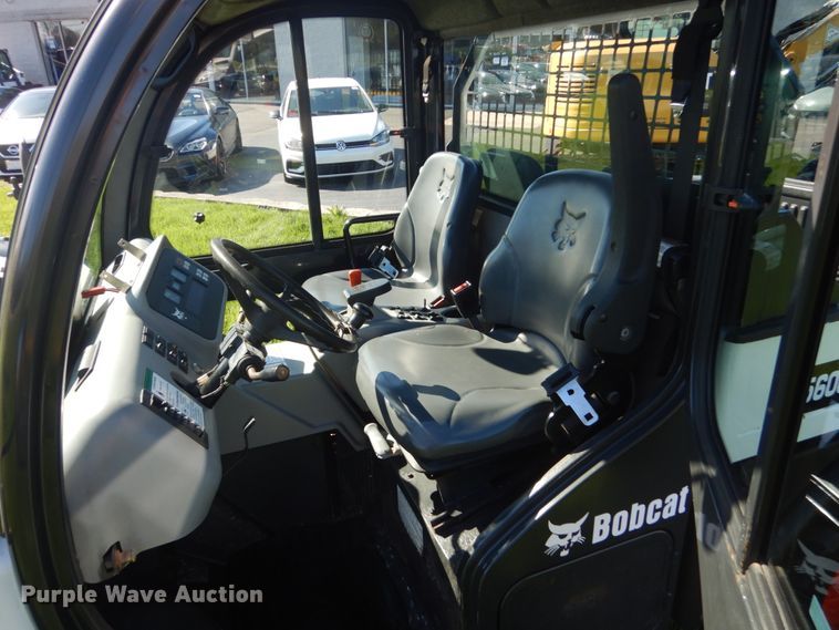 image for item GW9816 Bobcat 5600 utility vehicle