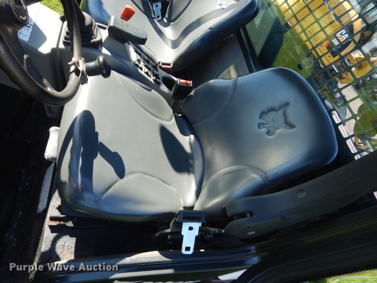 image for item GW9816 Bobcat 5600 utility vehicle