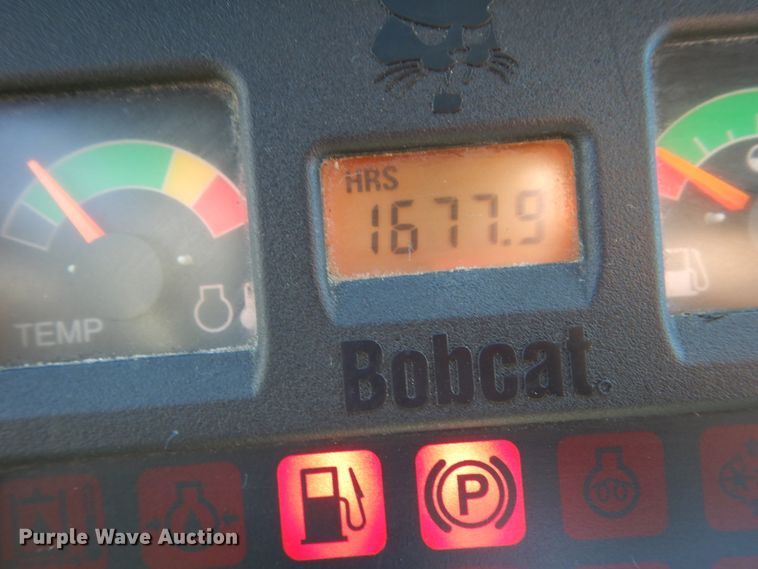 image for item GW9816 Bobcat 5600 utility vehicle