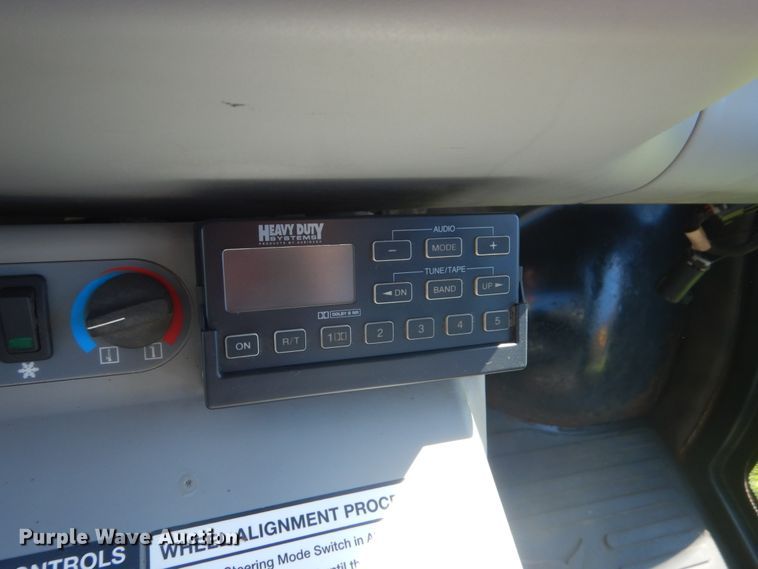 image for item GW9816 Bobcat 5600 utility vehicle