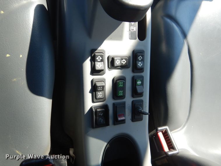 image for item GW9816 Bobcat 5600 utility vehicle