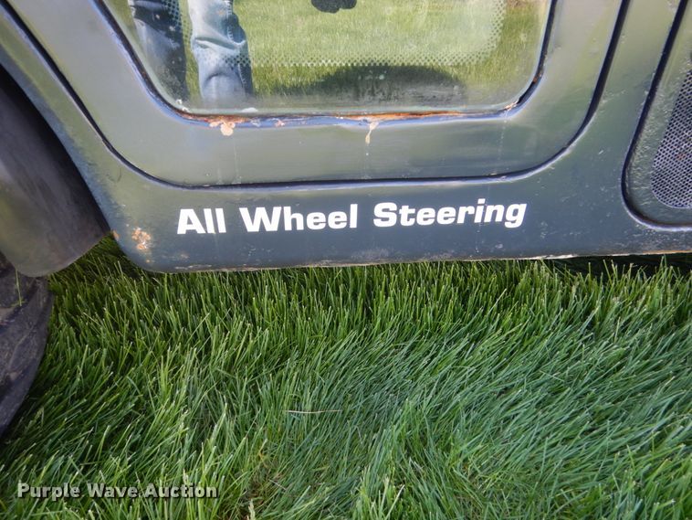 image for item GW9816 Bobcat 5600 utility vehicle