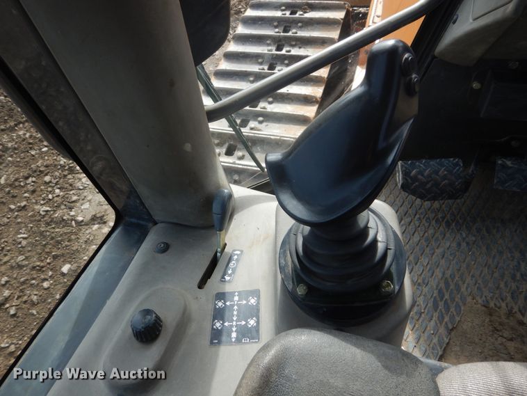 image for item GW9861 2010 Case 1650L WT  crawler dozer