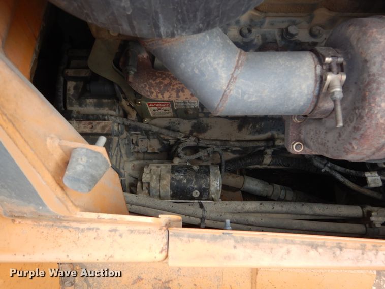 image for item GW9861 2010 Case 1650L WT  crawler dozer