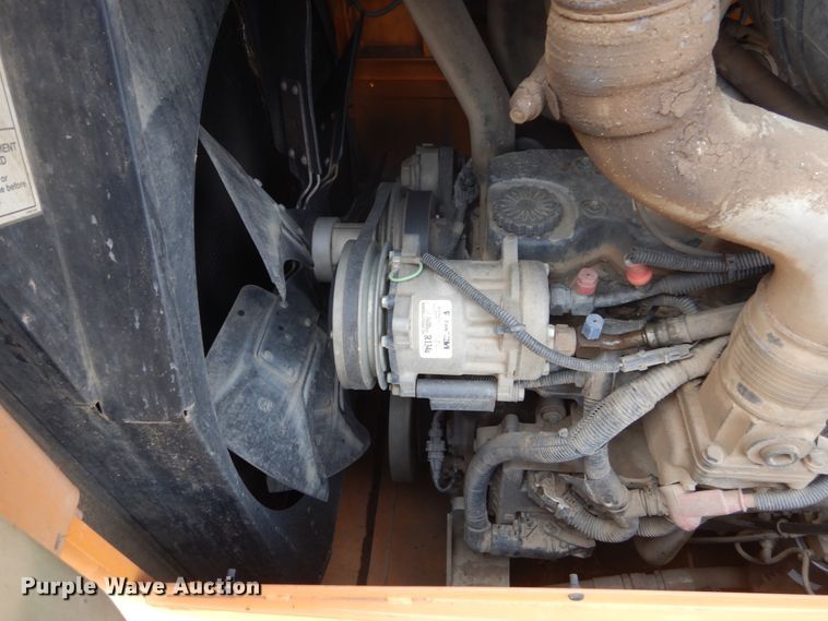 image for item GW9861 2010 Case 1650L WT  crawler dozer