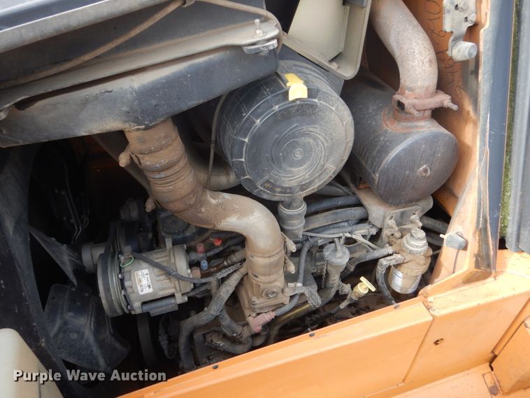 image for item GW9861 2010 Case 1650L WT  crawler dozer