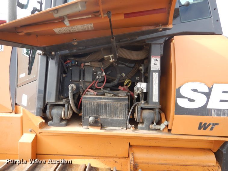 image for item GW9861 2010 Case 1650L WT  crawler dozer