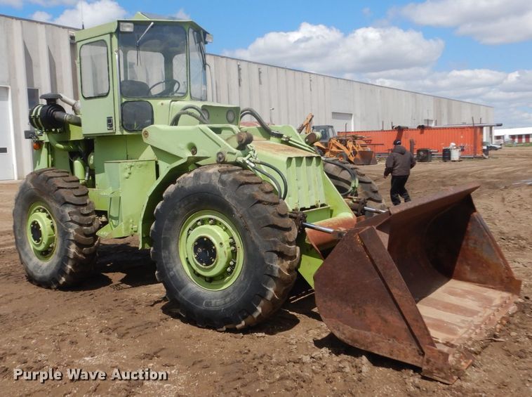 image for item GW9865 Terex L20  wheel loader