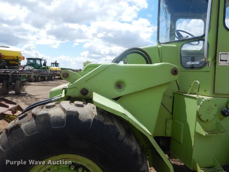 image for item GW9865 Terex L20  wheel loader