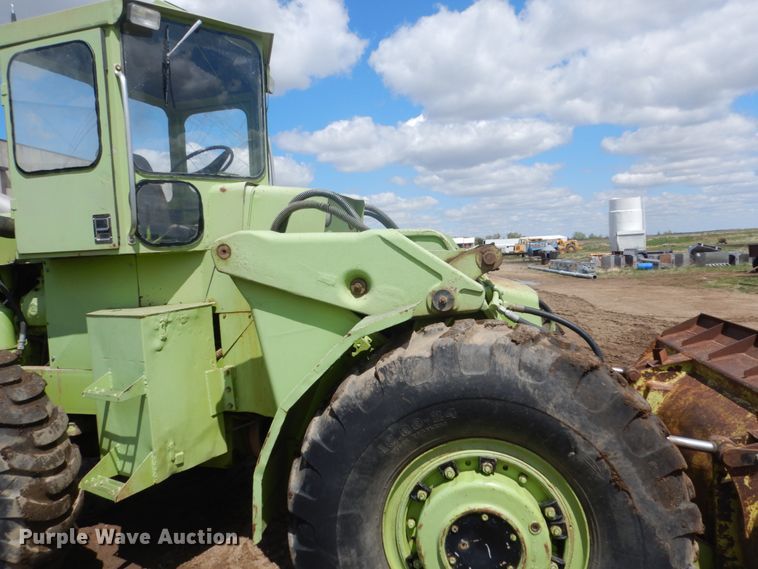 image for item GW9865 Terex L20  wheel loader