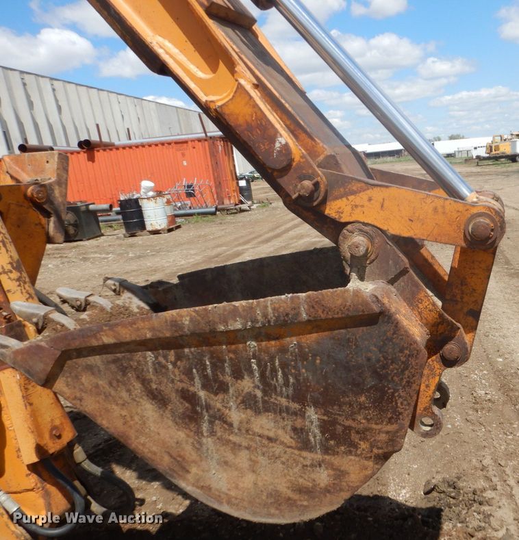 image for item GW9866 Case 680H  backhoe