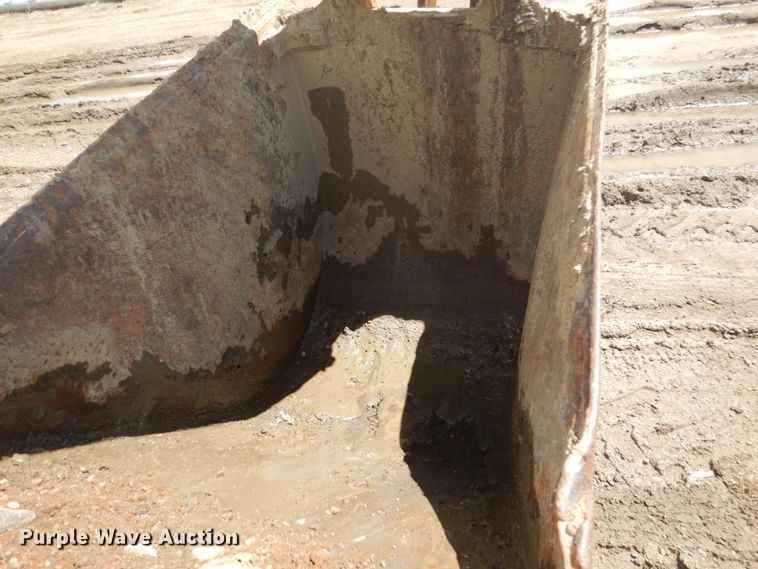 image for item GW9866 Case 680H  backhoe