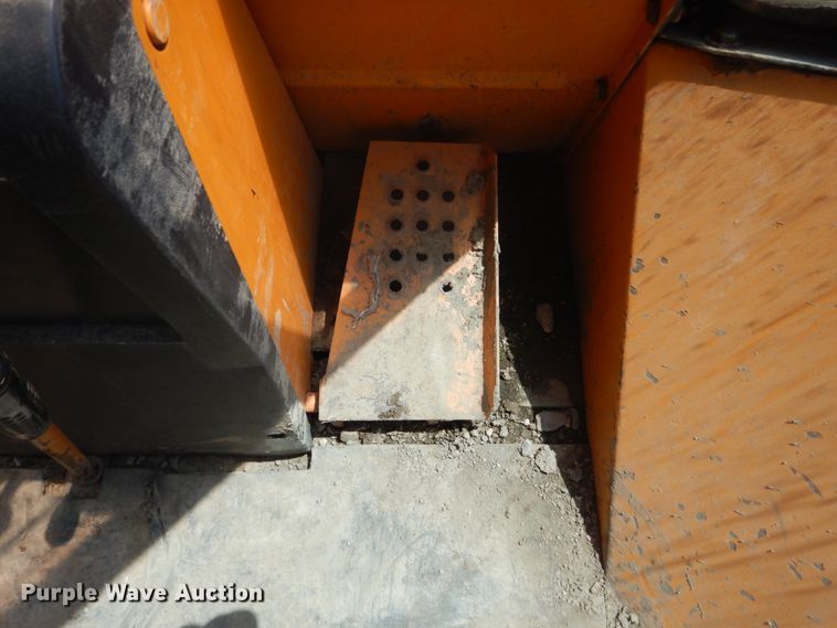 image for item GW9866 Case 680H  backhoe