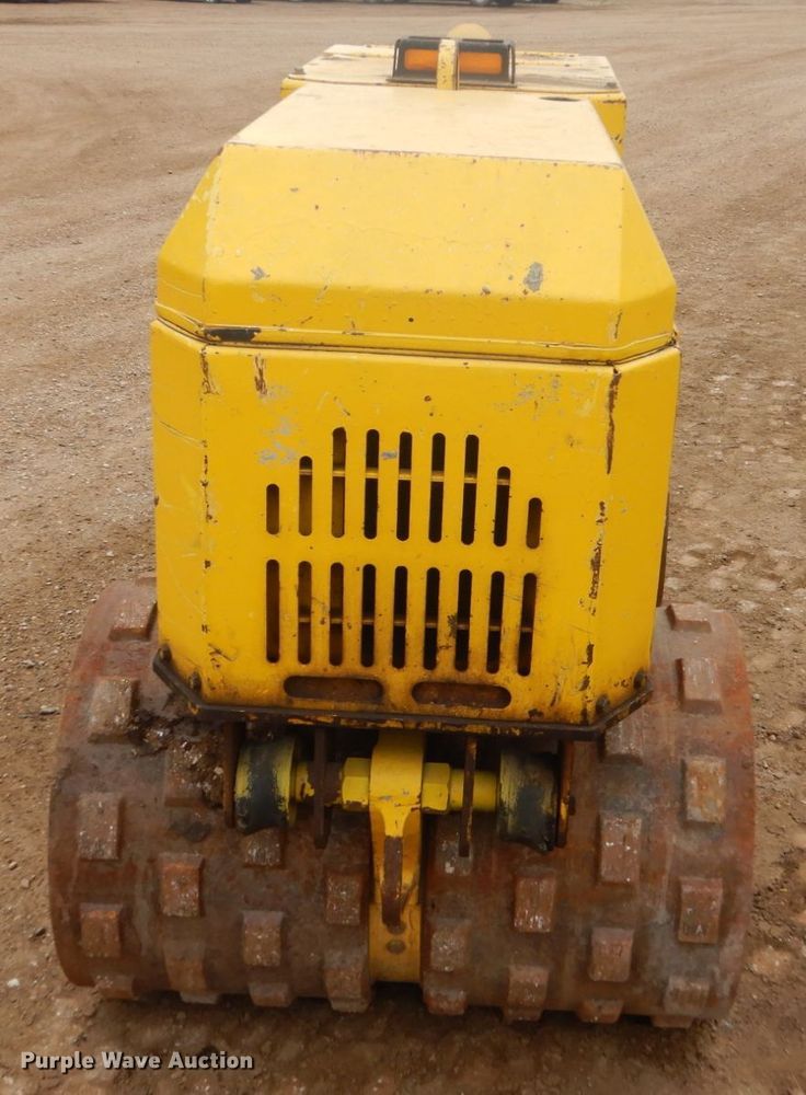 image for item GW9871 Wacker vibratory trench compactor