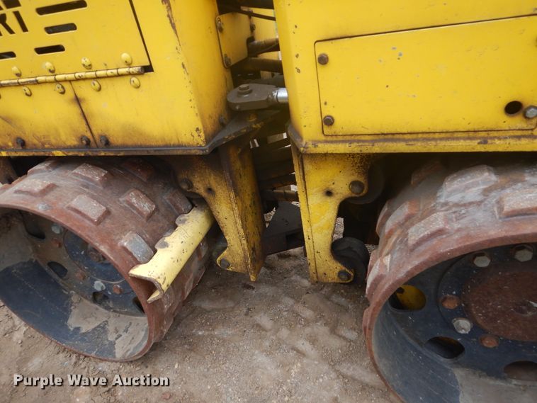 image for item GW9871 Wacker vibratory trench compactor