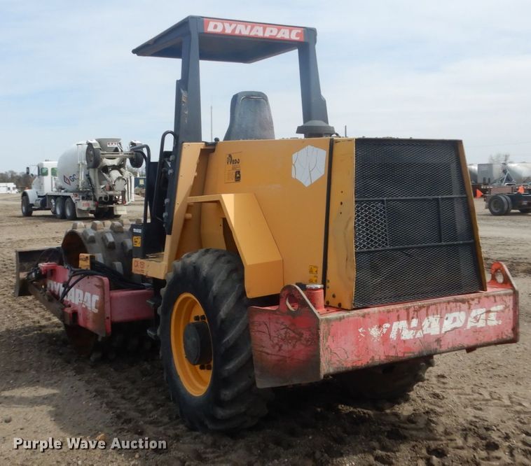 image for item GW9874 1996 Dynapac CA151 Series 15 single drum vibratory roller