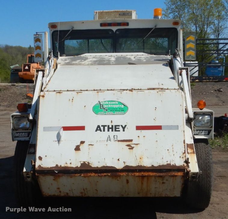 image for item GW9889 1988 Athey H10 street sweeper