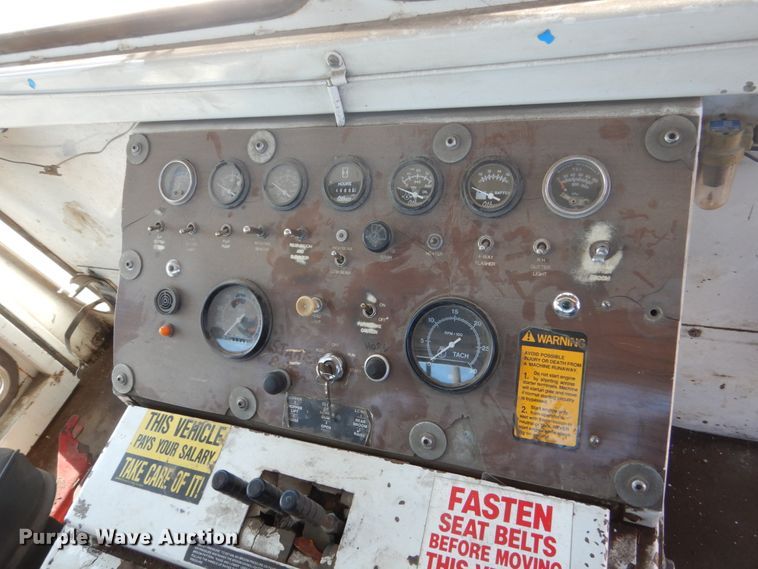 image for item GW9889 1988 Athey H10 street sweeper