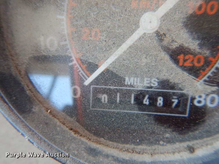 image for item GW9889 1988 Athey H10 street sweeper