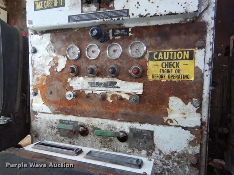 image for item GW9889 1988 Athey H10 street sweeper