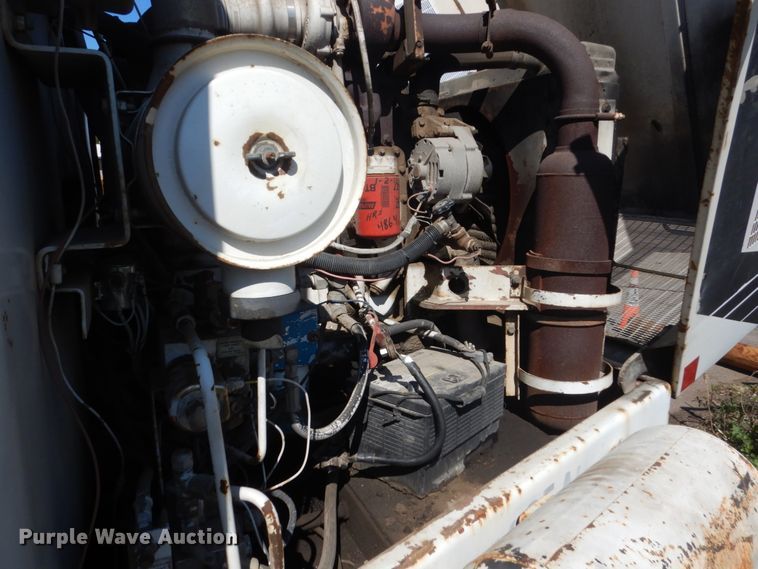 image for item GW9889 1988 Athey H10 street sweeper