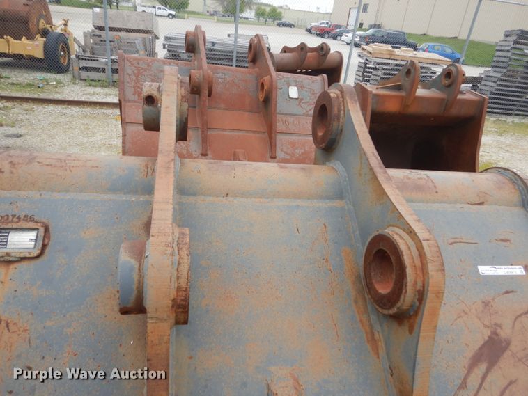 image for item GW9915 Lemac excavator bucket