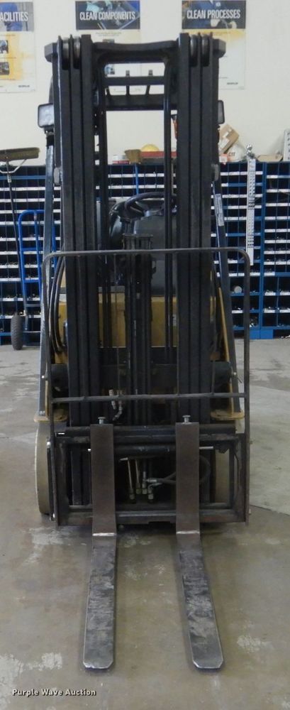 image for item GW9968 Caterpillar C3000 forklift