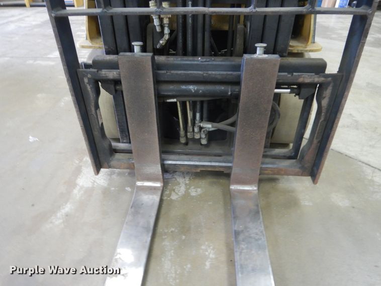 image for item GW9968 Caterpillar C3000 forklift