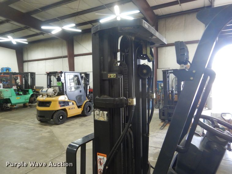 image for item GW9968 Caterpillar C3000 forklift