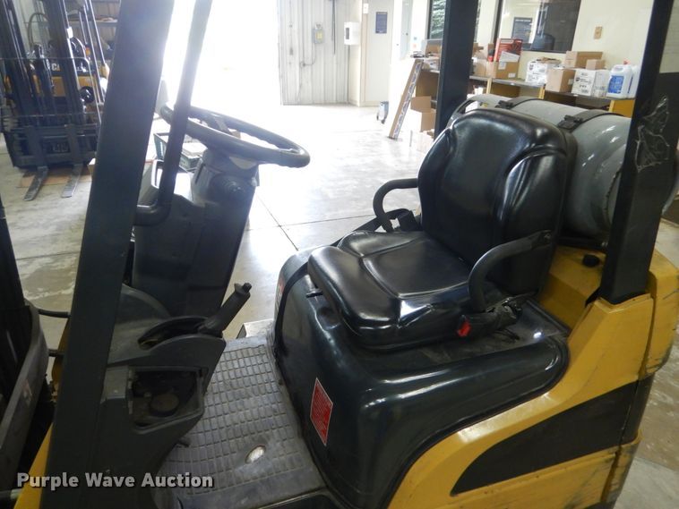 image for item GW9968 Caterpillar C3000 forklift