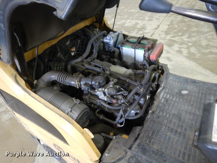 image for item GW9968 Caterpillar C3000 forklift