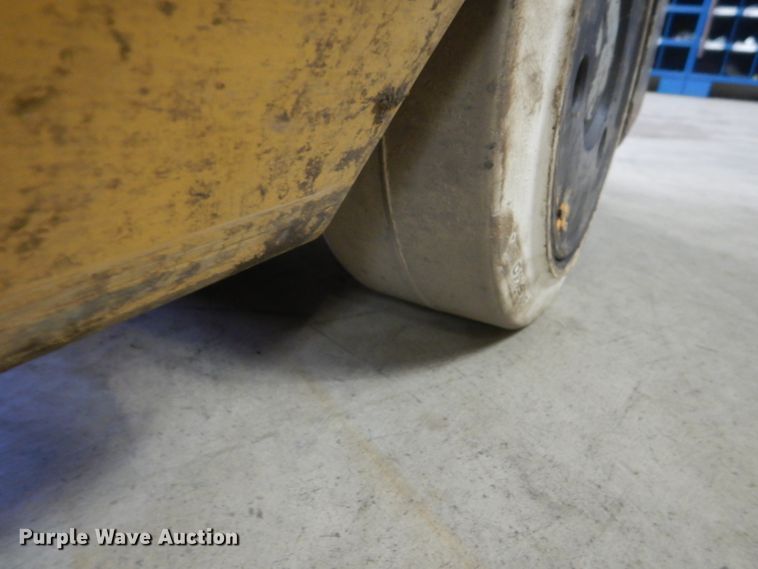 image for item GW9968 Caterpillar C3000 forklift