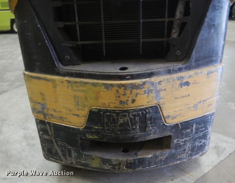 image for item GW9968 Caterpillar C3000 forklift