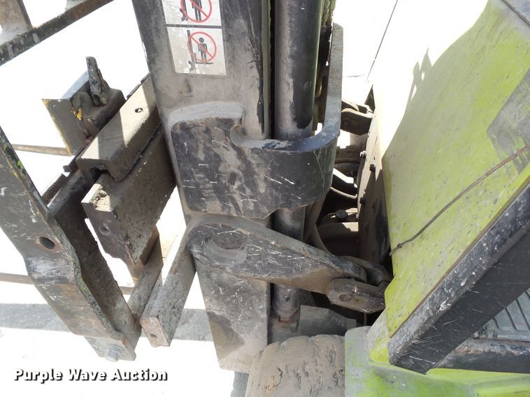 image for item GX9089 Clark CGC25  forklift