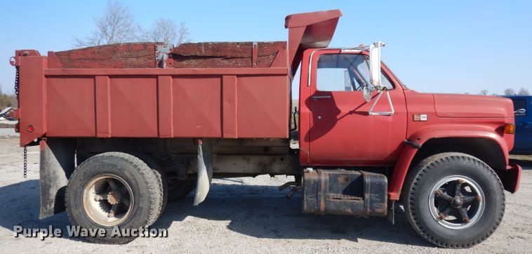 image for item GY9003 1987 GMC 7000 dump truck