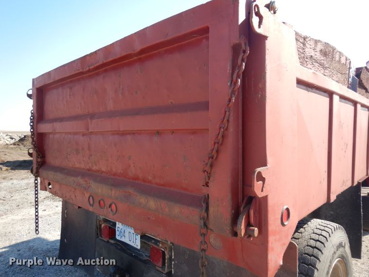 image for item GY9003 1987 GMC 7000 dump truck
