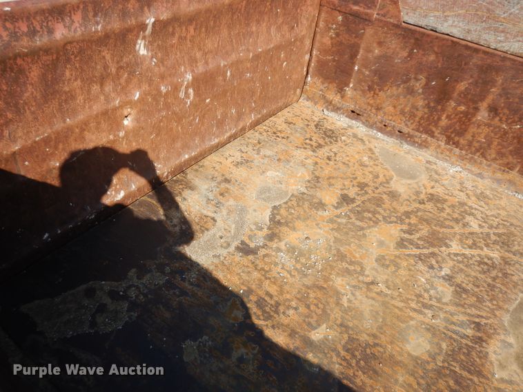 image for item GY9003 1987 GMC 7000 dump truck